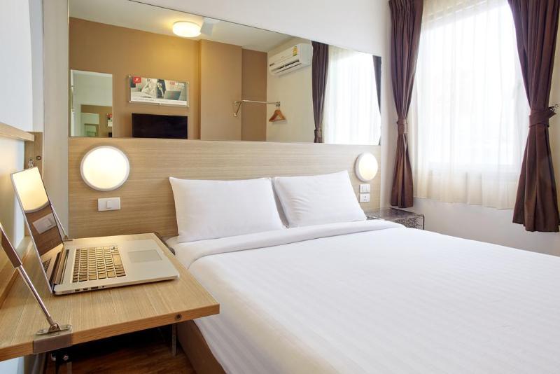 Red Planet Phuket Patong - Sha Extra Plus Exterior foto