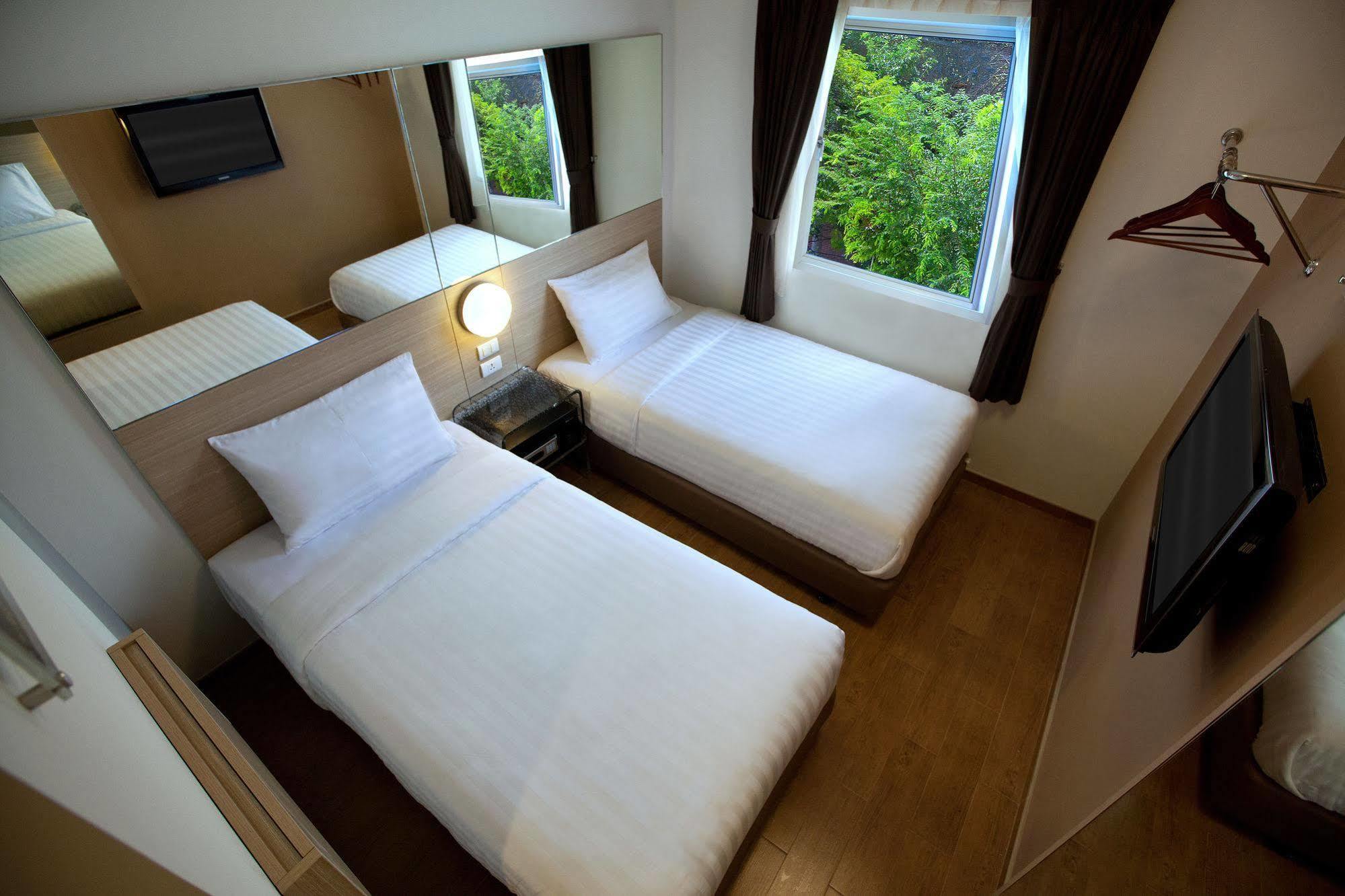 Red Planet Phuket Patong - Sha Extra Plus Exterior foto