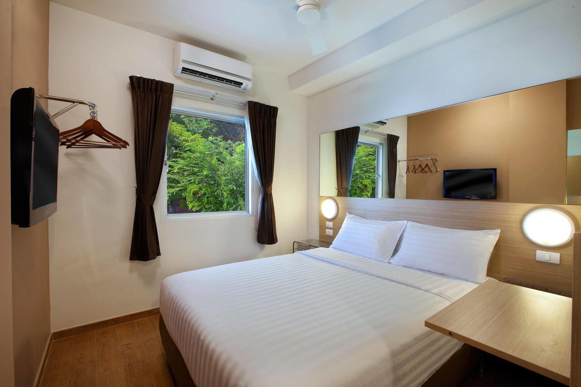 Red Planet Phuket Patong - Sha Extra Plus Exterior foto